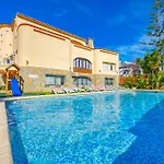 Cronos - Plusholidays Vila