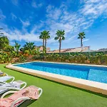 Cronos - Plusholidays Vila *