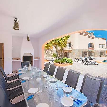 Cronos - Plusholidays Villa