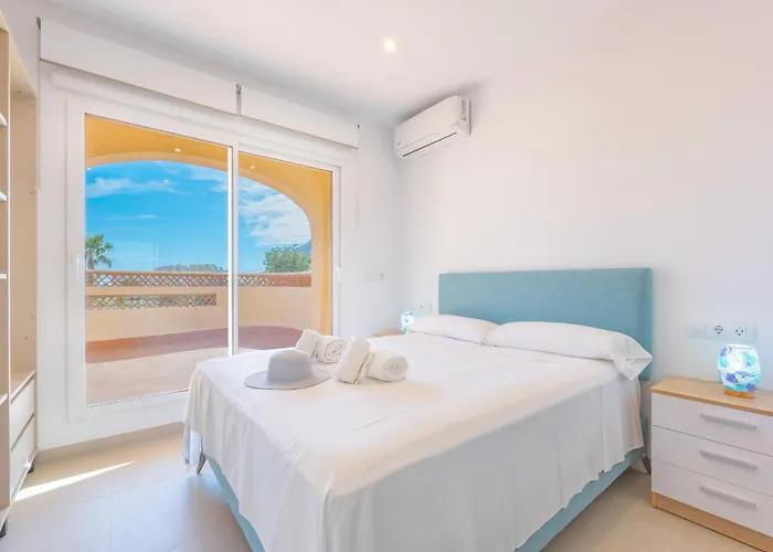 Cronos - Plusholidays Ifach