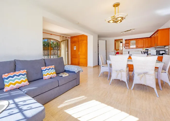 Cronos - Plusholidays Willa Ifach