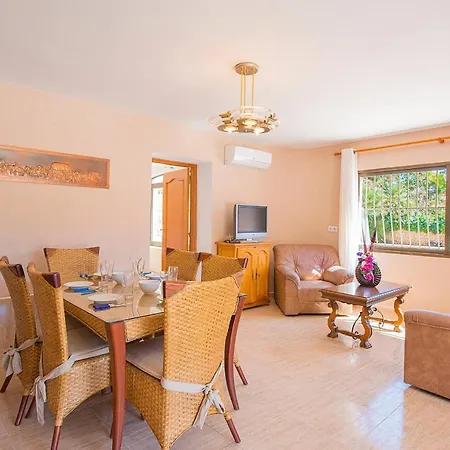 Villa Cronos - Plusholidays *