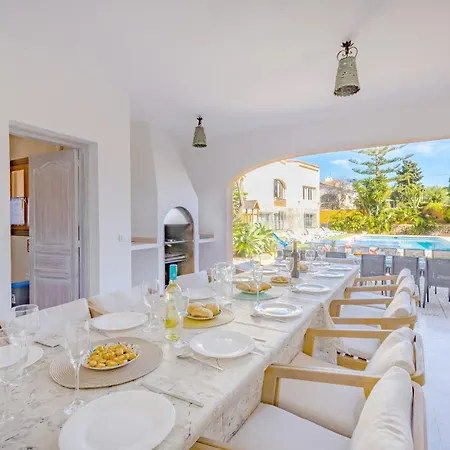 Cronos - Plusholidays * Ifach