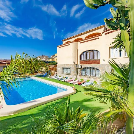 Cronos - Plusholidays Villa