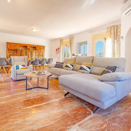 Cronos - Plusholidays * Ifach