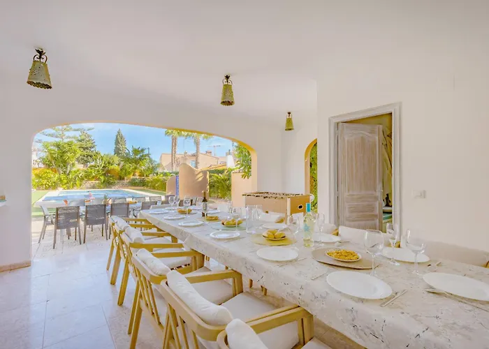 Cronos - Plusholidays Villa