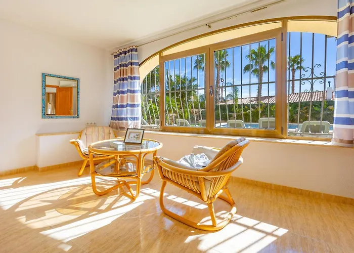 Villa Cronos - Plusholidays *