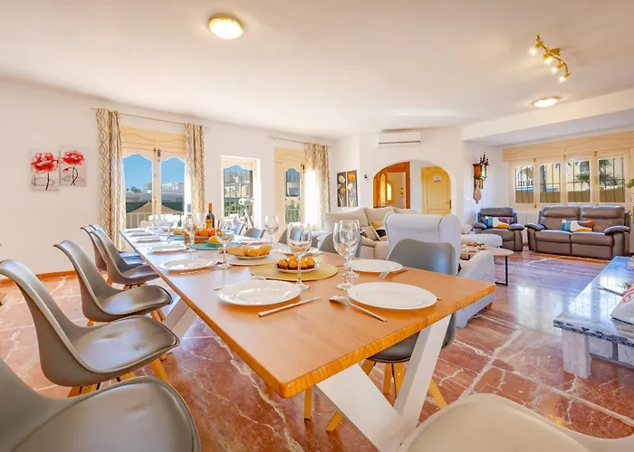 Villa Cronos - Plusholidays *